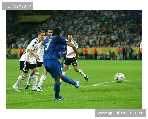 加比亚单刀冷静推射完成绝杀 加比亚单刀冷静推射完成绝杀